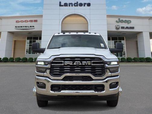 2026 RAM 3500 Tradesman Crew Cab 4x4 8' Box