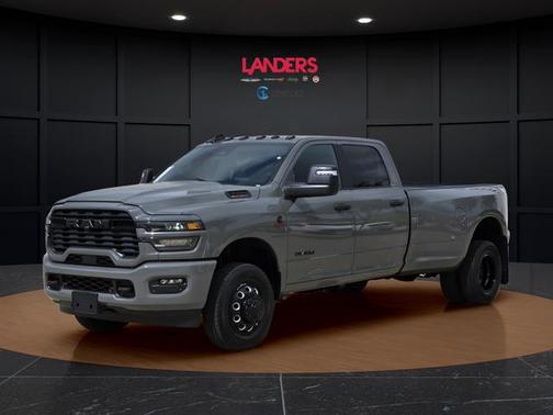 Ceramic Gray Clearcoat 2026 RAM 3500 Lone Star Crew Cab 4x4 8' Box