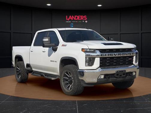Summit White 2022 Chevrolet Silverado 2500 LT