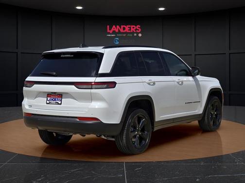 bright white clearcoat 2026 Jeep Grand Cherokee Limited