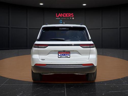 bright white clearcoat 2026 Jeep Grand Cherokee Limited