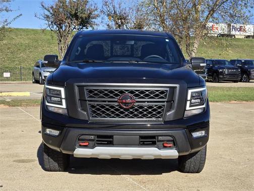 2024 Nissan Titan PRO-4X