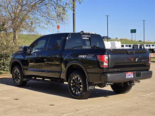 2024 Nissan Titan PRO-4X