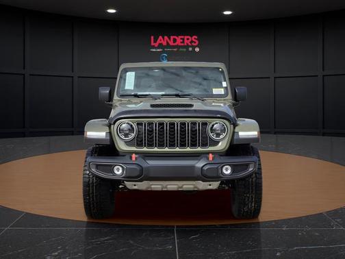 41 2026 Jeep Gladiator Mojave 4x4
