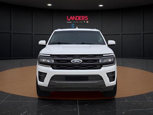 2022 Ford Expedition Max XLT