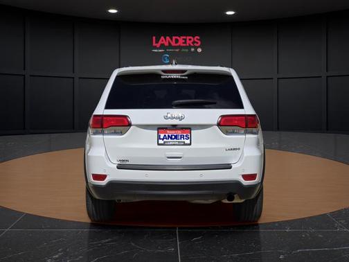 2022 Jeep Grand Cherokee Laredo
