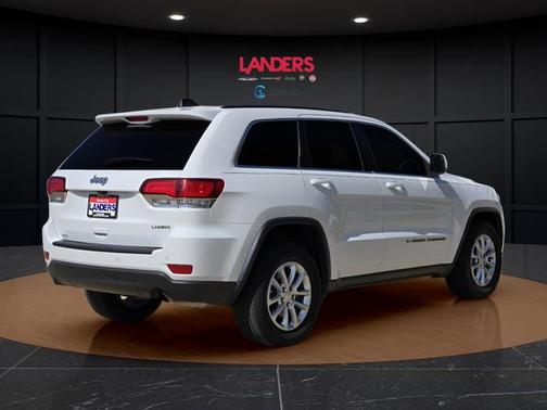 2022 Jeep Grand Cherokee Laredo