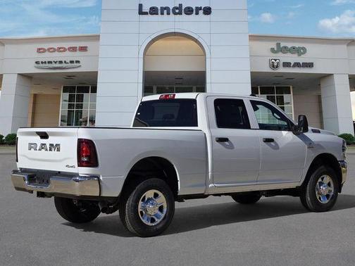 2026 RAM 2500 Tradesman Crew Cab 4x4 6'4' Box