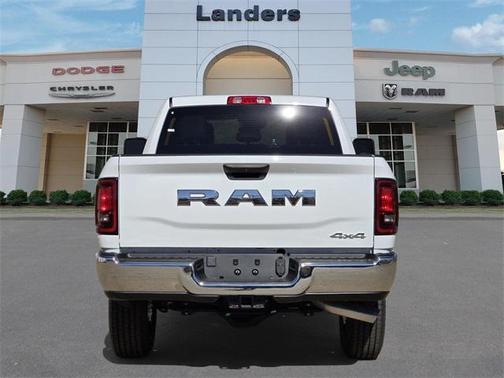 2026 RAM 2500 Tradesman Crew Cab 4x4 6'4' Box