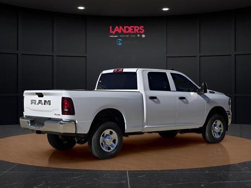 2026 RAM 2500 Tradesman Crew Cab 4x4 6'4' Box