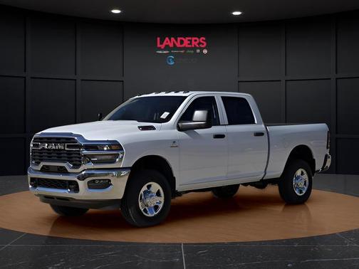 2026 RAM 2500 Tradesman Crew Cab 4x4 6'4' Box