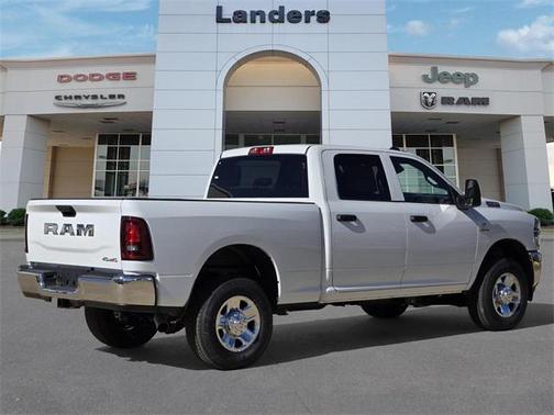 2026 RAM 2500 Tradesman Crew Cab 4x4 6'4' Box