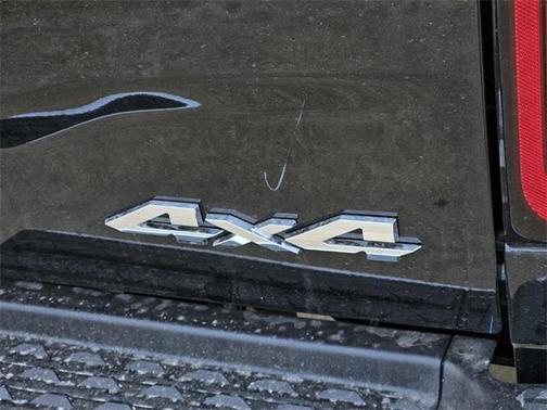 2025 RAM 2500 Tradesman Crew Cab 4x4 6'4' Box