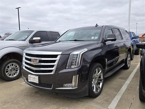 2018 Cadillac Escalade ESV Luxury
