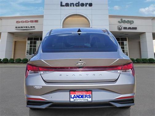 2021 Hyundai ELANTRA SEL