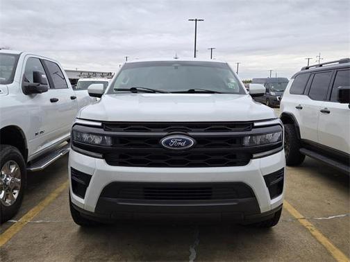 2022 Ford Expedition Max XLT