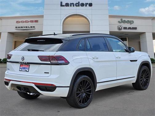 2021 Volkswagen Atlas Cross Sport 3.6L V6 SE w/Technology R-Line