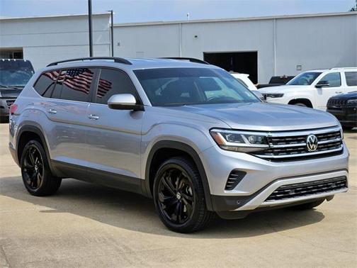 2022 Volkswagen Atlas 3.6L SE w/Technology