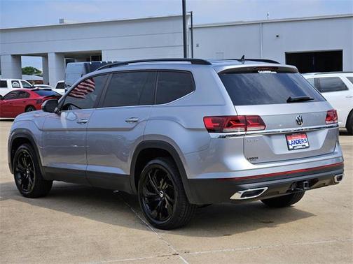 2022 Volkswagen Atlas 3.6L SE w/Technology