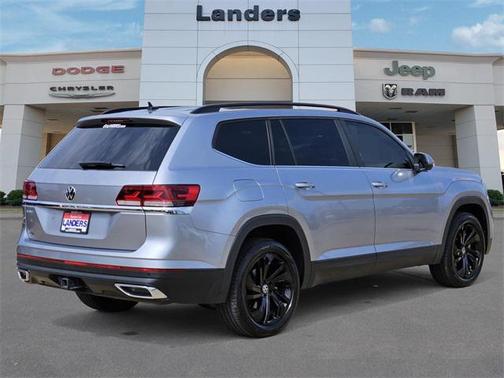 2022 Volkswagen Atlas 3.6L SE w/Technology