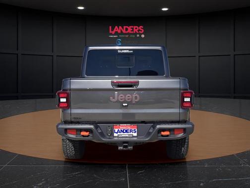 Granite Crystal Metallic Clearcoat 2026 Jeep Gladiator Mojave 4x4