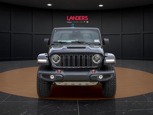 Black Clearcoat 2026 Jeep Gladiator Mojave 4x4