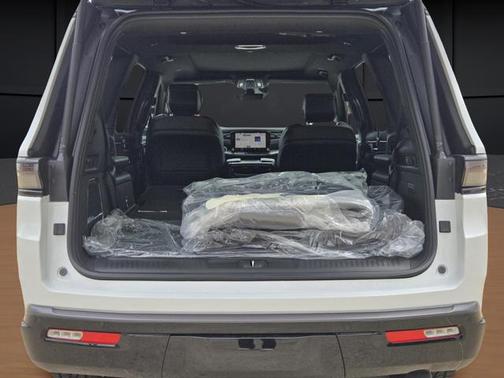 Bright White Clearcoat 2026 Jeep Grand Wagoneer Upland