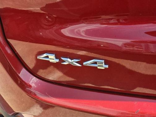 Red Hot Pearlcoat 2025 Jeep Compass Limited