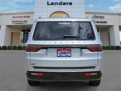 2023 Jeep Wagoneer L Series II 4x2