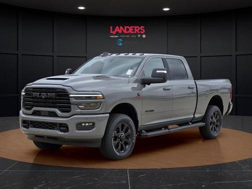 Ceramic Gray Clearcoat 2026 RAM 2500 Laramie Crew Cab 4x4 6'4' Box