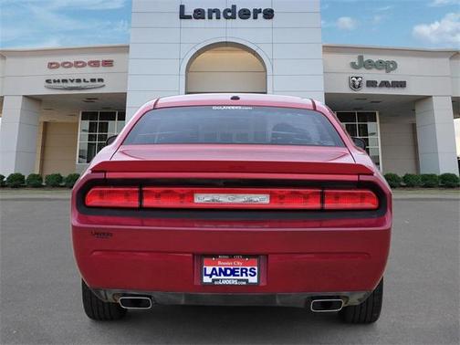 2012 Dodge Challenger SXT
