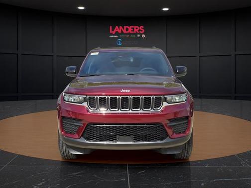 Velvet Red Pearlcoat 2026 Jeep Grand Cherokee Altitude