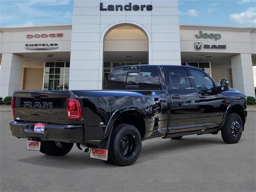 2025 RAM 3500 Limited Crew Cab 4x4 8' Box