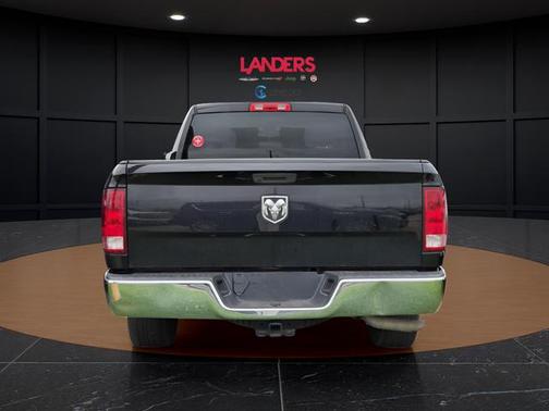 Diamond Black Crystal Pearlcoat 2020 RAM 1500 Tradesman