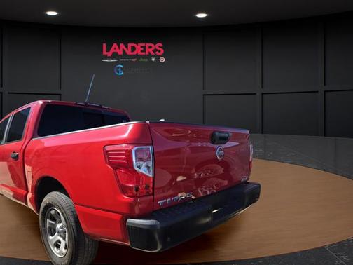 2022 Nissan Titan S