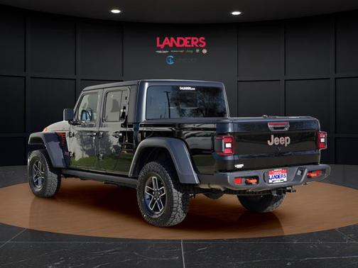 Black Clearcoat 2025 Jeep Gladiator Mojave 4x4