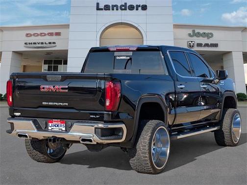 2022 GMC Sierra 1500 SLT