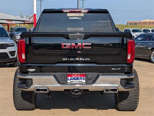 2022 GMC Sierra 1500 SLT