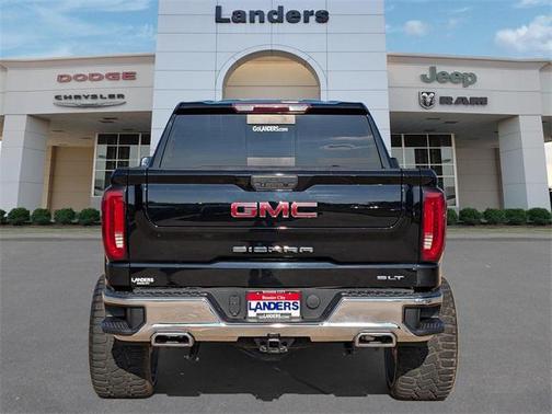 2022 GMC Sierra 1500 SLT