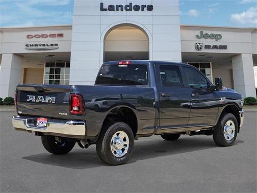 2025 RAM 2500 Tradesman Crew Cab 4x4 6'4' Box
