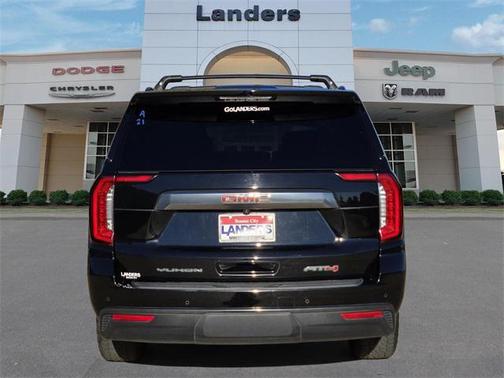 2021 GMC Yukon XL 4WD AT4