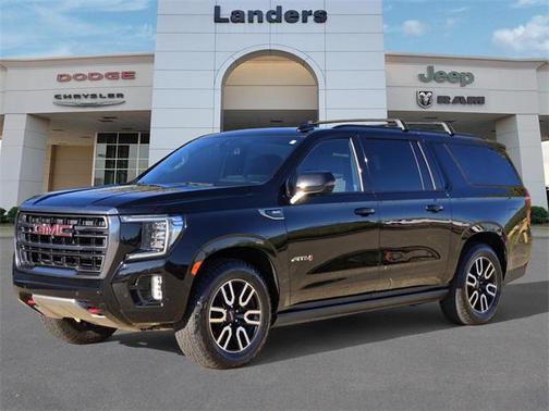 2021 GMC Yukon XL 4WD AT4