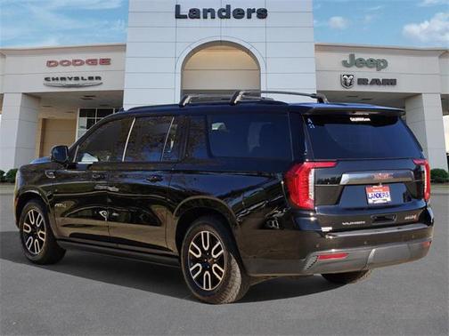 2021 GMC Yukon XL 4WD AT4