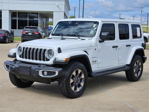 2024 Jeep Wrangler 4-Door Sahara 4x4