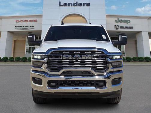 2026 RAM 2500 Tradesman Crew Cab 4x2 8' Box