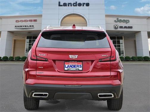 2024 Cadillac XT4 Premium Luxury