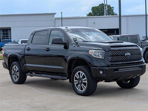2018 Toyota Tundra SR5