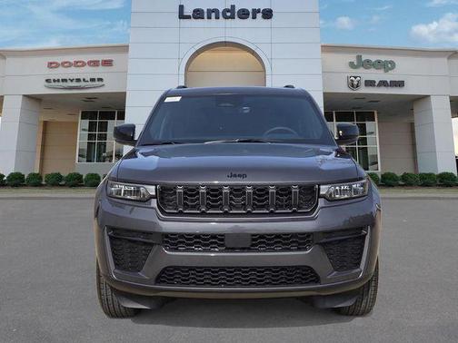 2026 Jeep Grand Cherokee Altitude