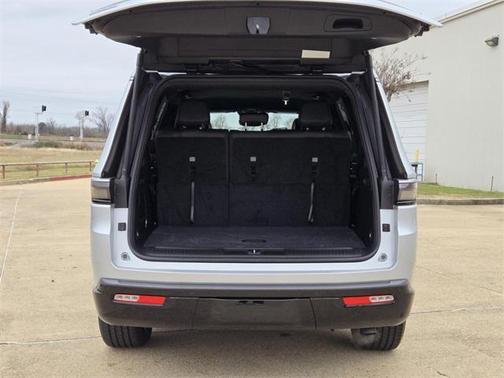 2026 Jeep Grand Wagoneer 4x4