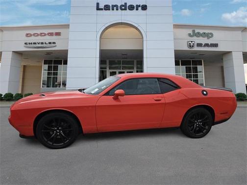 2018 Dodge Challenger SXT